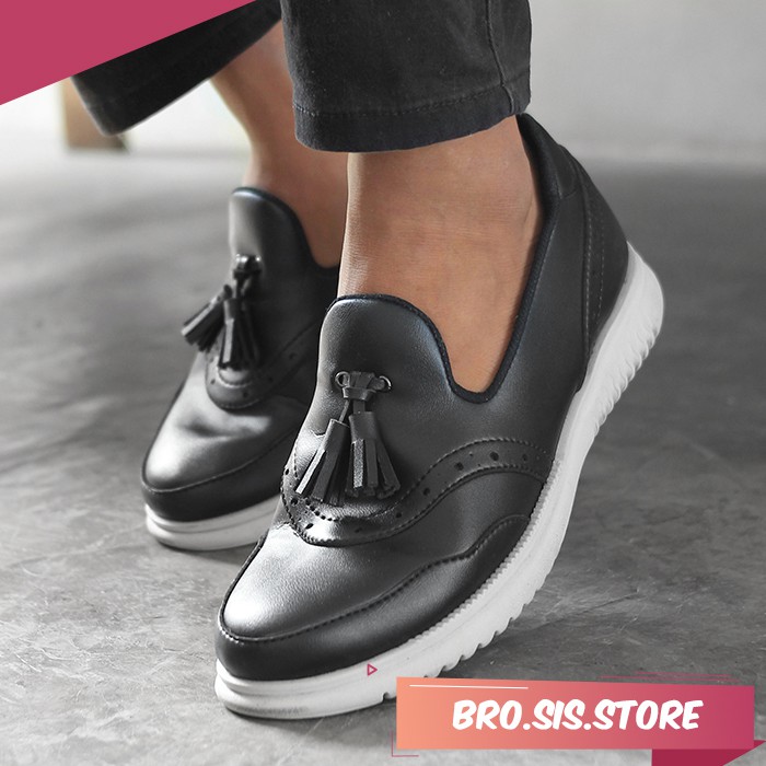 BASIC 02 | BROSIS x Navara | Sepatu Sneakers Sepatu Cowok Sneakers Pria Sepatu Kasual