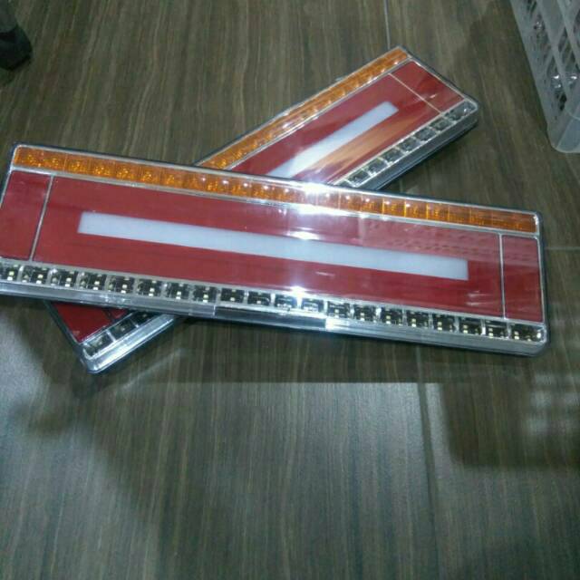 Lampu Stop Truk Led Canter, Giga, Fuso dll