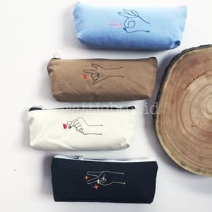 

Pencil Case Kanvas Love Hand Sign Korea