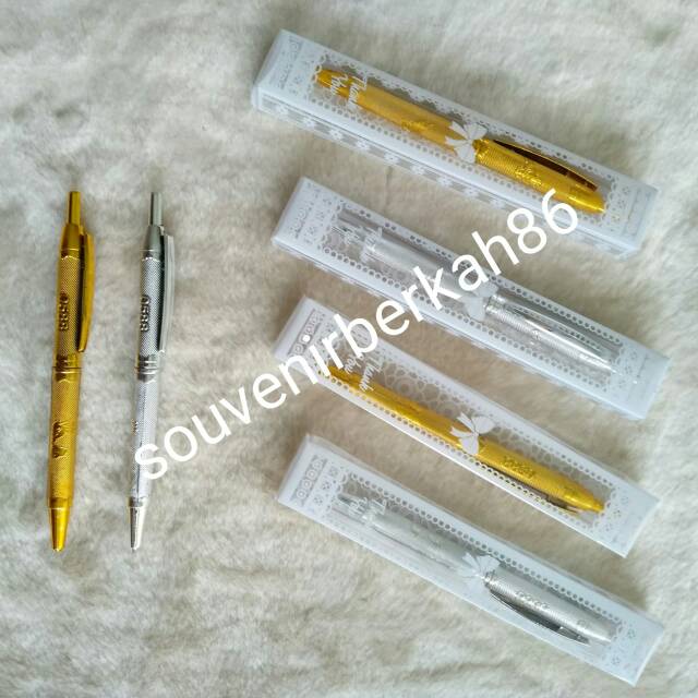 

Isi 50 pcs Pulpen Emas perak Kemas Mika MOTIF Souvenir Pernikahan Khitanan sunatan Ultah