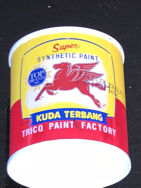 

HJK Cat Kuda Terbang Kaleng Kecil 0.1 L Kayu Besi Plastik