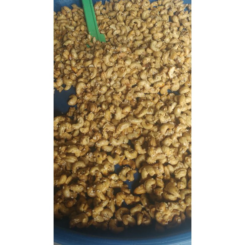 

kacang mete asli Wonogiri varian manis wijen kemasan 500gram