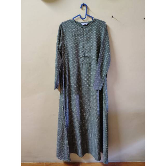 Preloved Kamila Polki Amima