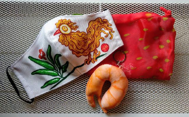 Masker Kain Rangkap Anti Air Igor Ayam Untuk Penggemar Mi Instan