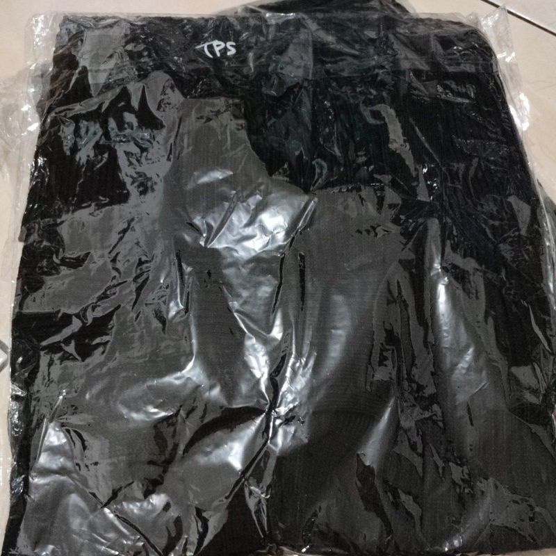 Cardigan panjang rajut dua saku all size-Hitam tipis