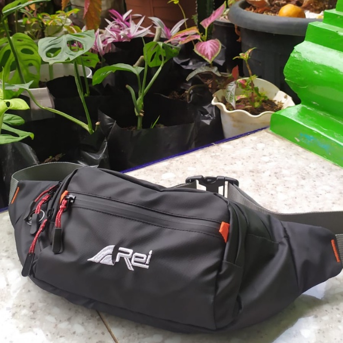 Tas Waitsbag Rei bimo 100% tahan air - tas selempang Pria waterproof berkualitas