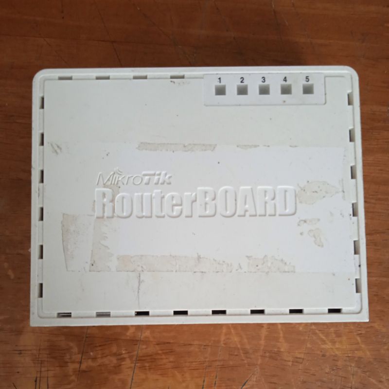 mikrotik routerboard 750