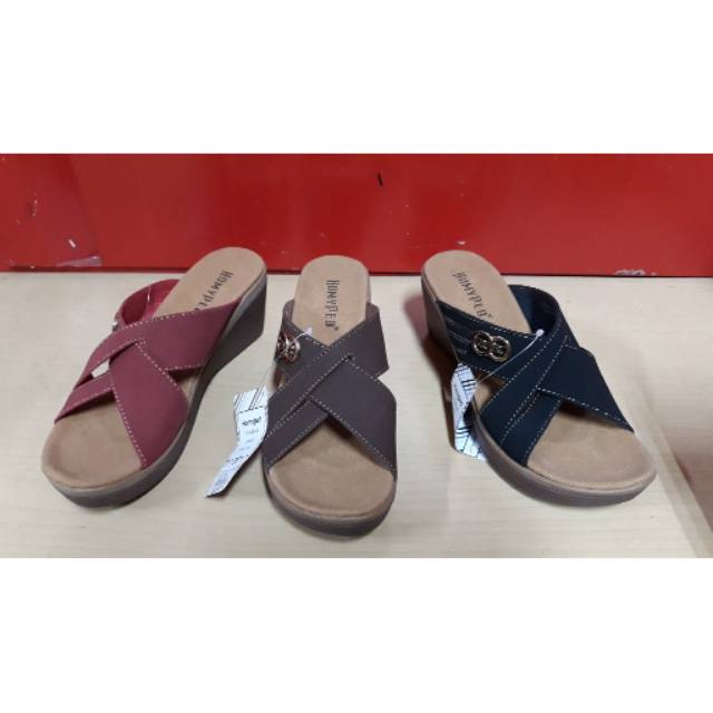 Homyped sandal wedges