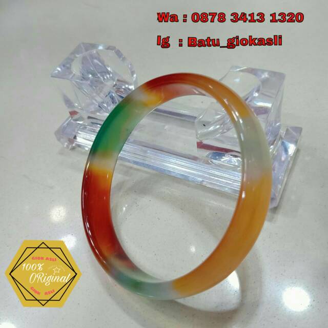 Gelang batu giok warna warni