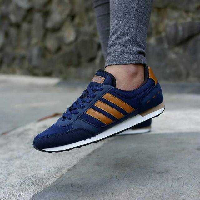 ADIDAS NEO CITY RACER NAVY BROWN