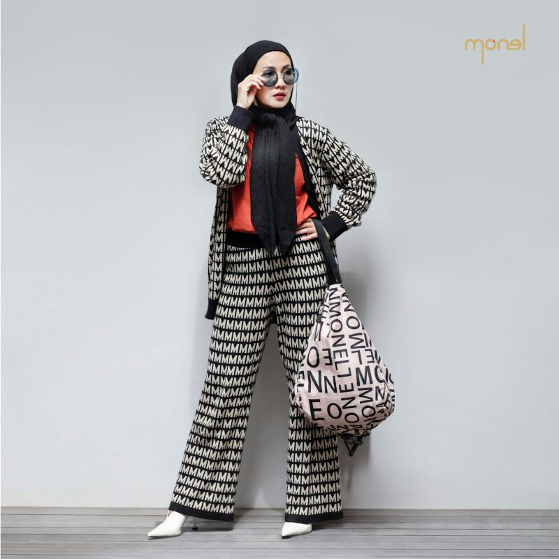 MM cardi set by monel