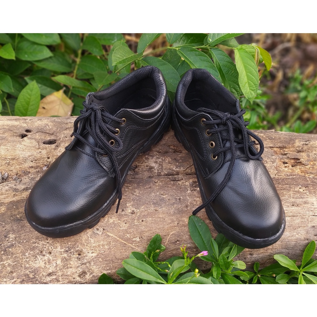 Sepatu Boot Safety Pria Sepergelangan Kaki Kulit Sapi Asli 100%