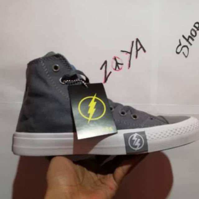 SEPATU CONVERSE Chuck Taylor Undefeated Grey High Tinggi