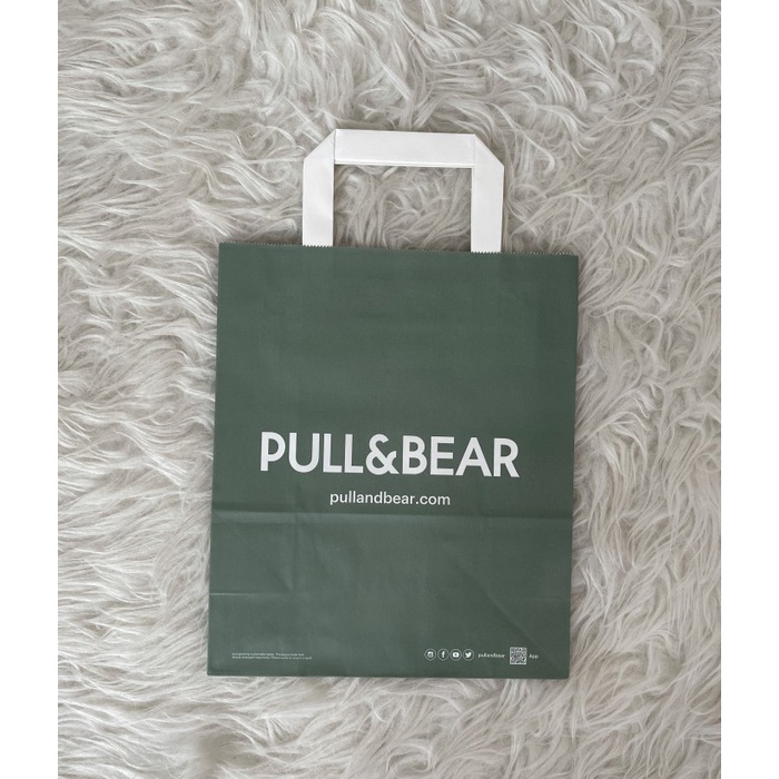 

BISA BAYAR DITEMPAT Pull&bear paperbag small / pullandbear paper bag original