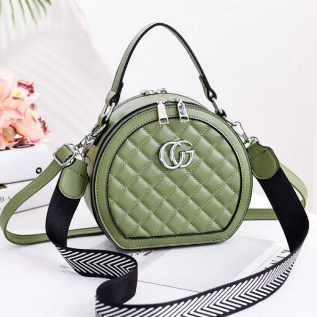 Tas gucci selempang wanita