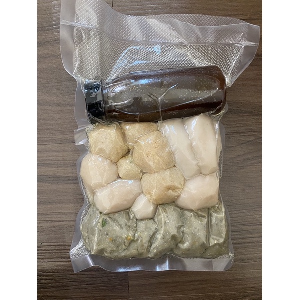 

Pempek Komplit