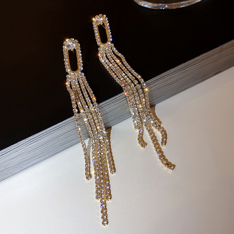 Anting 925 Silver Needle Model Rumbai Aksen Berlian Untuk Wanita