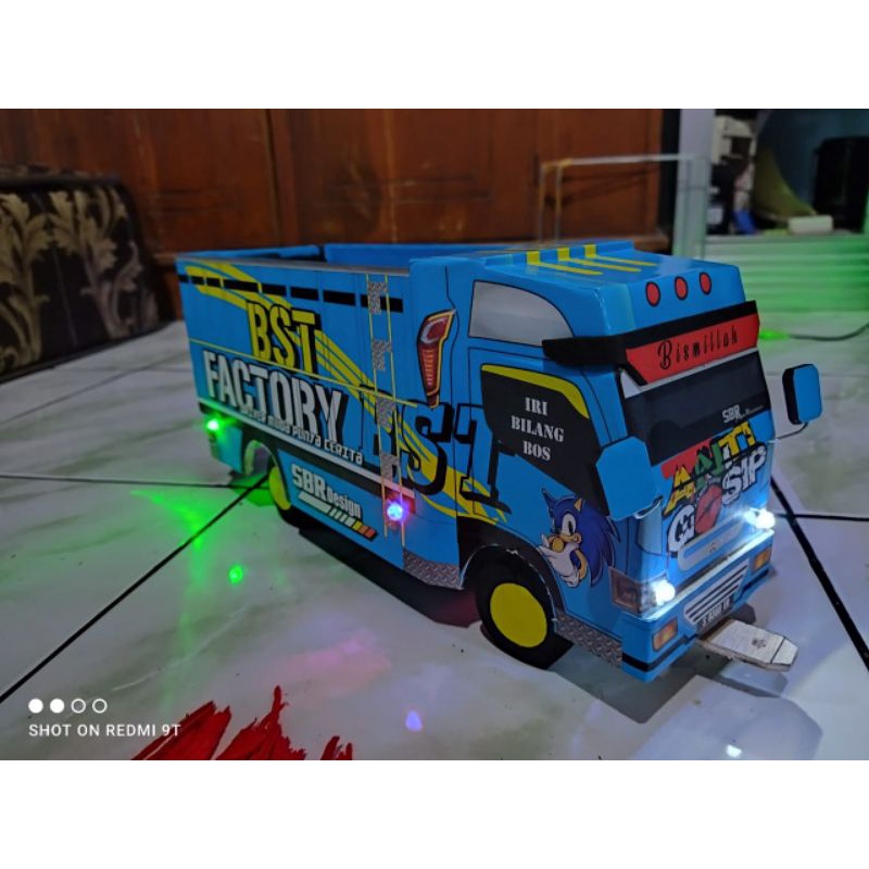 MINIATUR TRUK MURAH TRUK OLENG ANTI GOSIP LAMPU MAINAN ANAK
