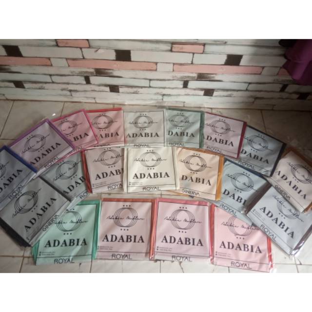 Segi empat Adabia Royal Glossy / satin murah /jilbab murah