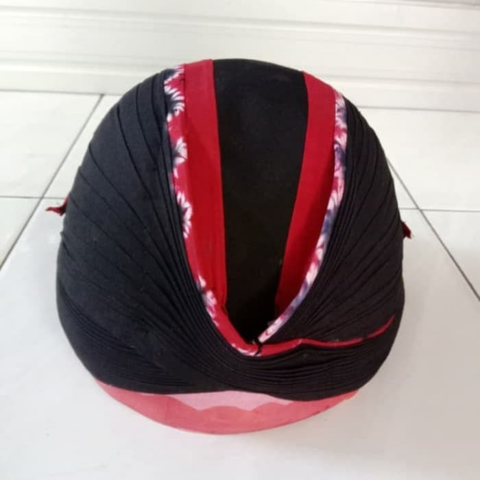 Blangkon Jogja Mataraman Alusan Jebeh Warna Hitam Kombinasi Merah
