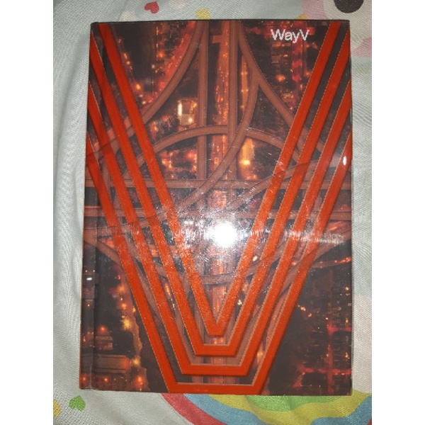 WAYV KICKBACK HITCHHIKER VER. ALBUM ONLY