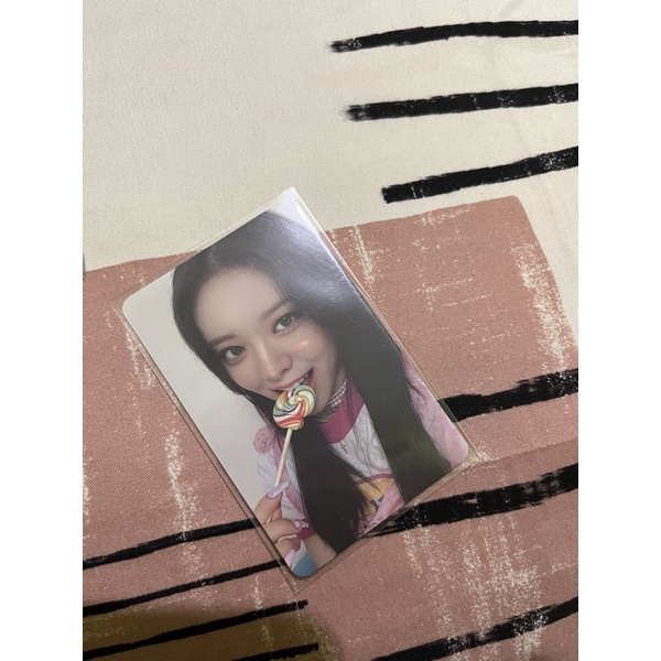 ALBUM ONLY YEJI VER + PC YUNA LOLLIPOP CRAZY IN LOVE