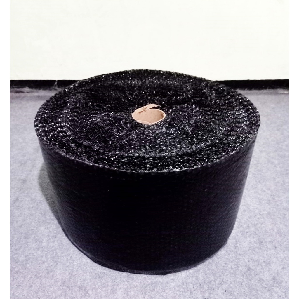 

Bubble Wrap Hitam 50m X 30cm Tebal