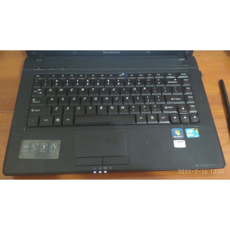 Laptop Lenovo GT460 core i3 ram 4Gb