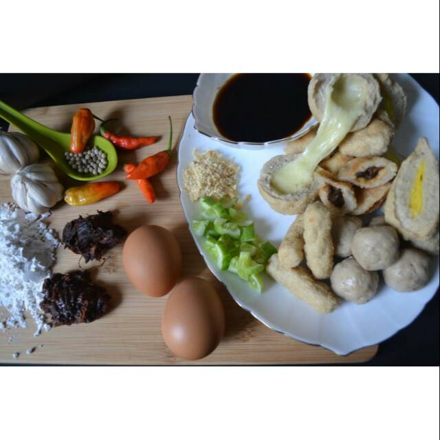 

Pempek Ikan Tenggiri (Paket Family)