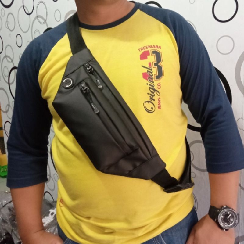 Tas selempang anti air