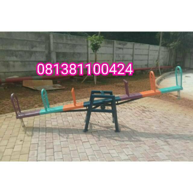 Jungkat jungkit anak paud fasum bisa untuk dewasa