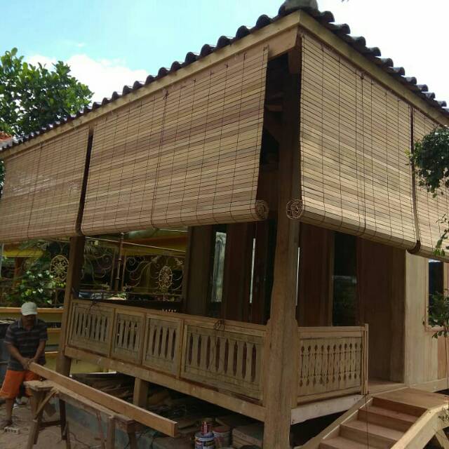 Tirai kayu bengkirai dan merbau