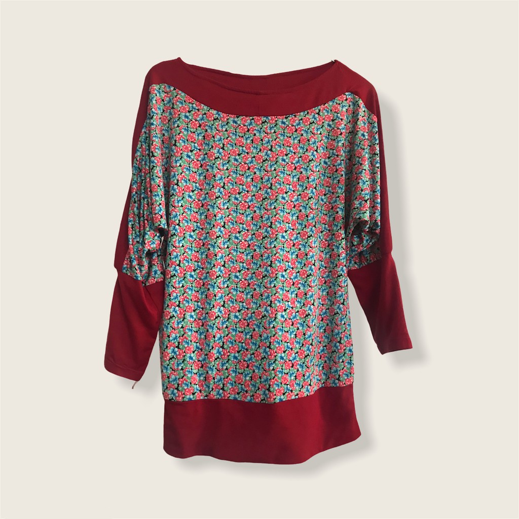Blouse motif bunga lengan panjang
