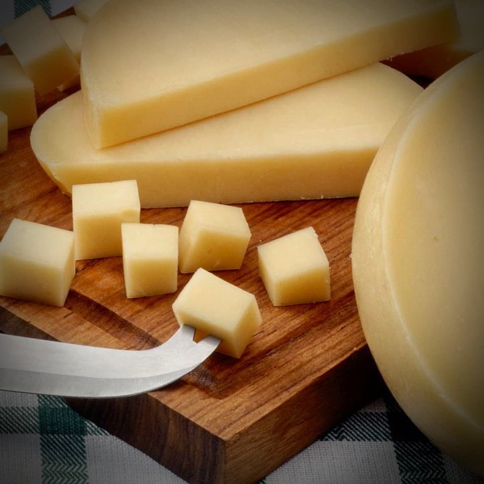 Jual Grandpa's Cheese Provolone Block 100 Fresh Milk / Keju Provolone