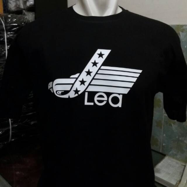 kaos lea jeans