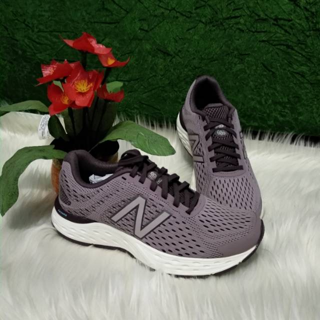 Sepatu women new balance 680  original sport station
