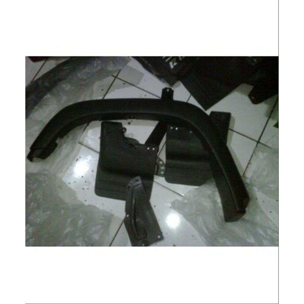 Over Fender Kijang Grand