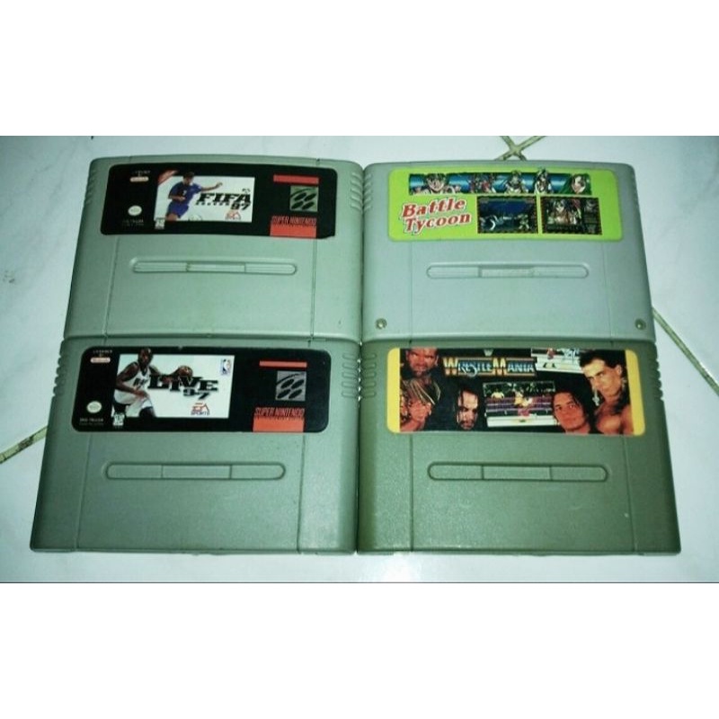 Super Nintendo (SNES) Cartridge/Kaset (Set)