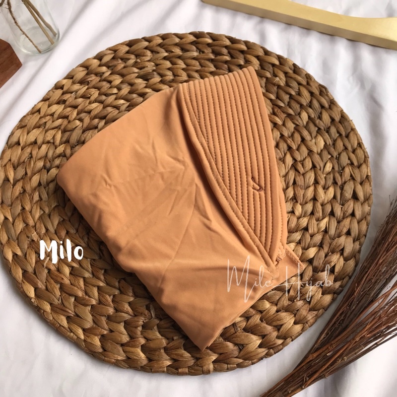 Bergo Hamidah Jilbab Jersey Menutup Dada Kerudung Olahraga Instan Premium-Milo