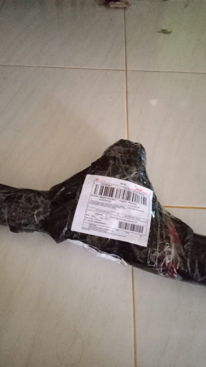 Kastok Kapstok Gantungan Baju Kamar Isi 8 Kait