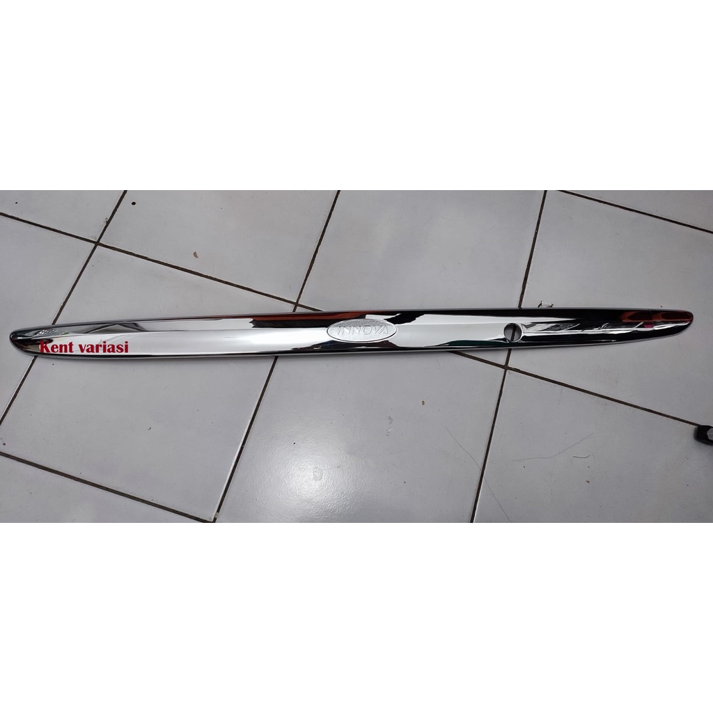 Trunk Lid Innova Lama 2004-2011 Chrome