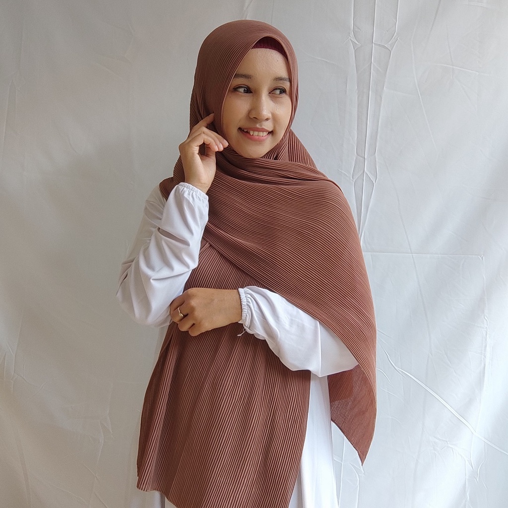 BEST PRICE PASHMINA AMEERA FULL PLISKET WARNA MILO / COKLAT / CREAM PLEATED SHAWL 180 X 75 BABYDOLL 