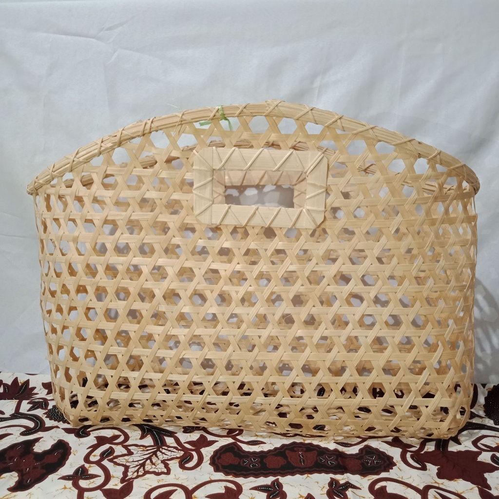 Trifaunicraft / KERANJANG BELANJA / anyaman bambu / dekorasi