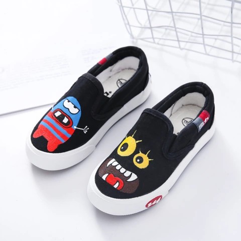 DINDA SEPATU WANITA SLIP ON MINION DOODLE SEPATU ANAK-ANAK - MERAH HITAM PUTIH DAN PINK