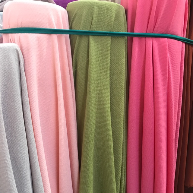 

Warna soft bubble crepe platinum