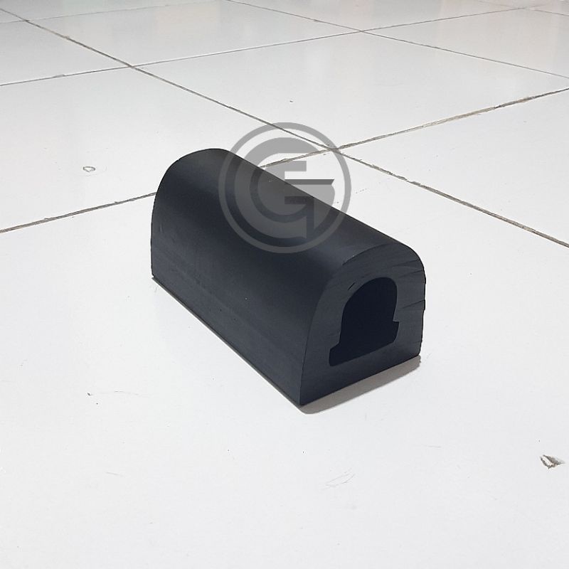 Rubber Bumper Fender Tipe D | Uk. 100cm x 7cm x 7cm | Rubber Fender Loading Dock Bumper Tipe D | Kar