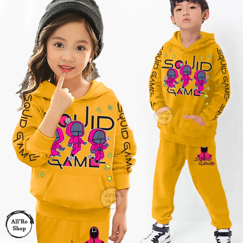 COD Baju Setelan Hoodie Anak Remaja ABG UNISEX Olahraga Senam Lengan Panjang Motif Squid Game Karakter Chibi Kukuma Usia 1 sampai 13 tahun ARS 64