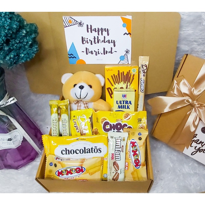 SNACK BOX Kado Ulang Tahun / Gift Birthday / Hampers Snack Murah / Buket Snack / Buket Jajan / Hadiah Ulang Tahun / Hadiah Valentine / Kado Valentine / Kado Anniversary / Hadiah Anniversary / Hadiah Birthday / Hampers Cewek Cowok / Kado Natal