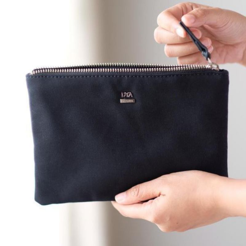 Rachel simple pouch dya dhairya hitam