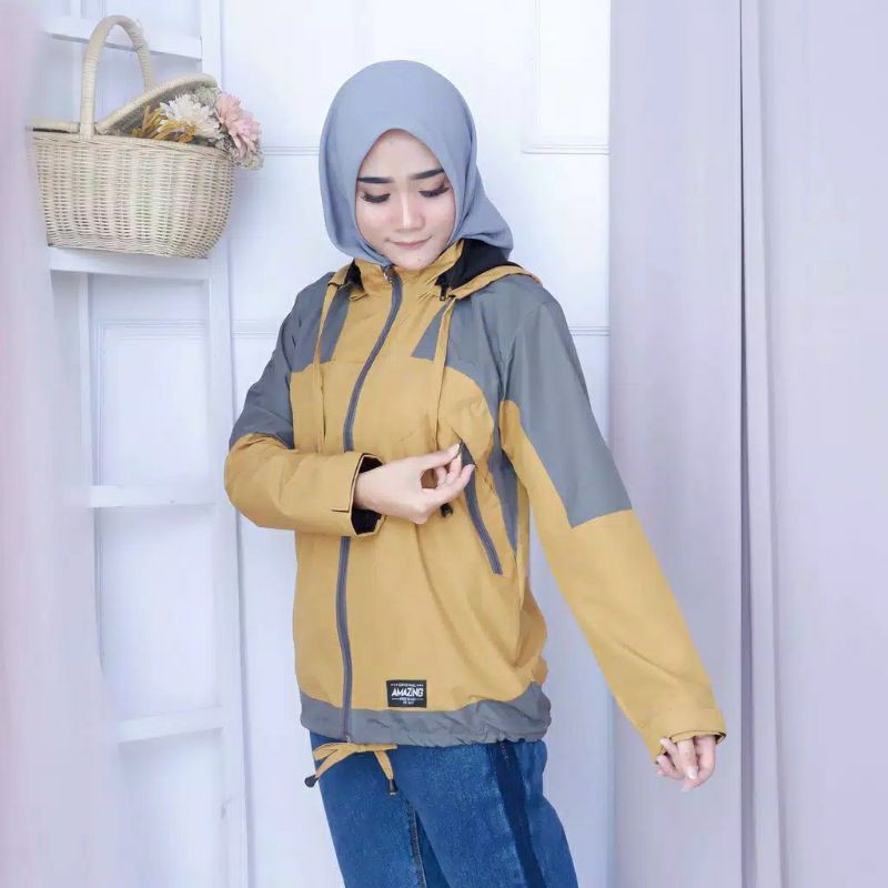 JAKET OUTDOOR WANITA WATERPROOF / Jaket TNF Gunung Wanita / JaketWanita Adventure Waterproof cewek